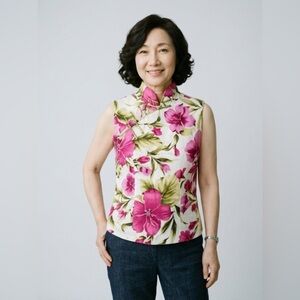 Floral Mandarin Collar Sleeveless Top